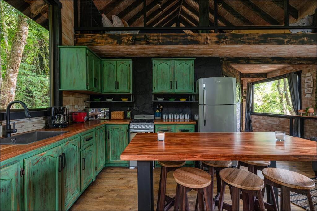 Unicorn Lodge: Direct Riverfront : Unique Experience San Gerardo de Dota Zewnętrze zdjęcie